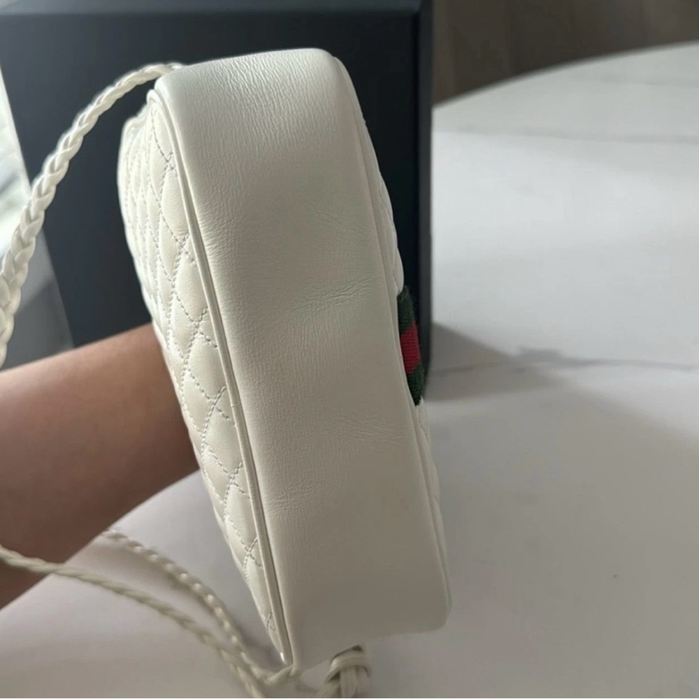Gucci Cream leather Quilted Crossbody Bag with Green and Red Stripe - Picture 4 of 7